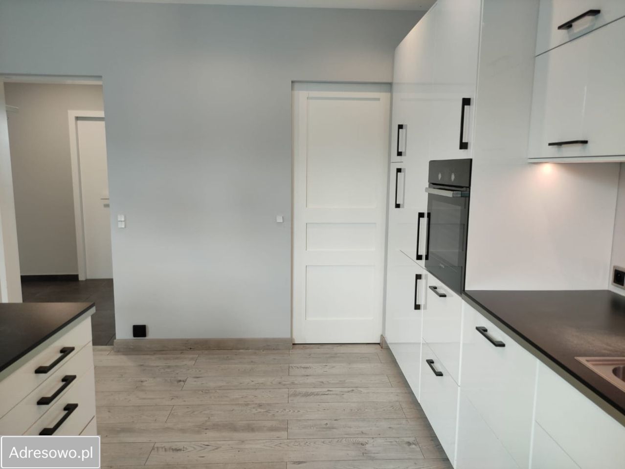 Mieszkanie 3-pokojowe Żywiec, ul. Komonieckiego. Zdjęcie 16