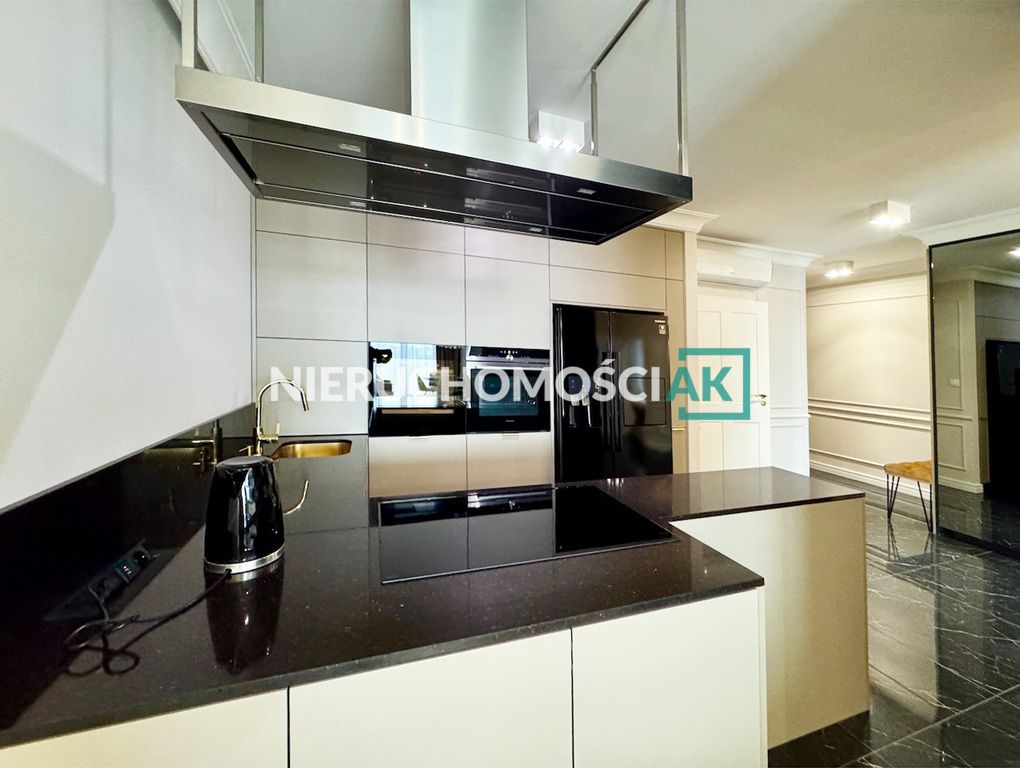 Mieszkanie 3-pokojowe Poznań, ul. Wenecjańska. Zdjęcie 9