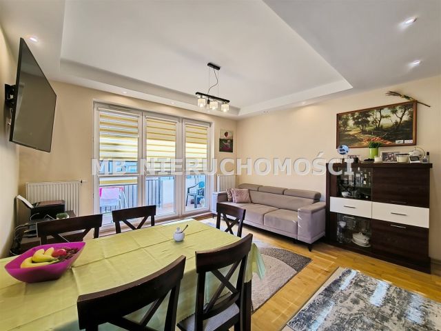 Mieszkanie 3-pokojowe Olsztyn Osiedle Generałów, ul. Bartąska. Zdjęcie 2