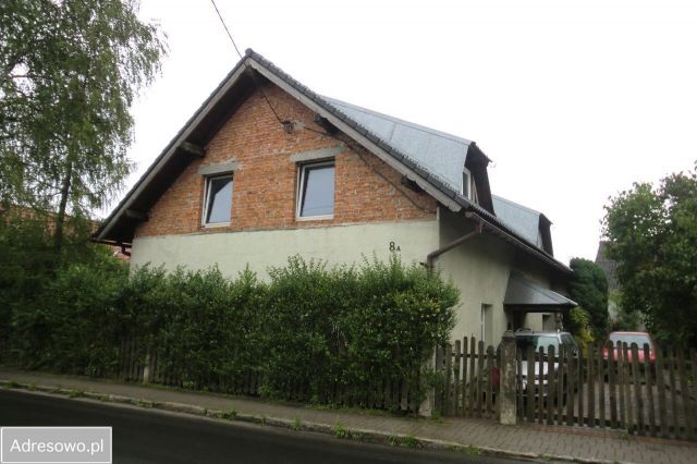 dom wolnostojący, 4 pokoje Marcinkowice, ul. Piastowska. Zdjęcie 1