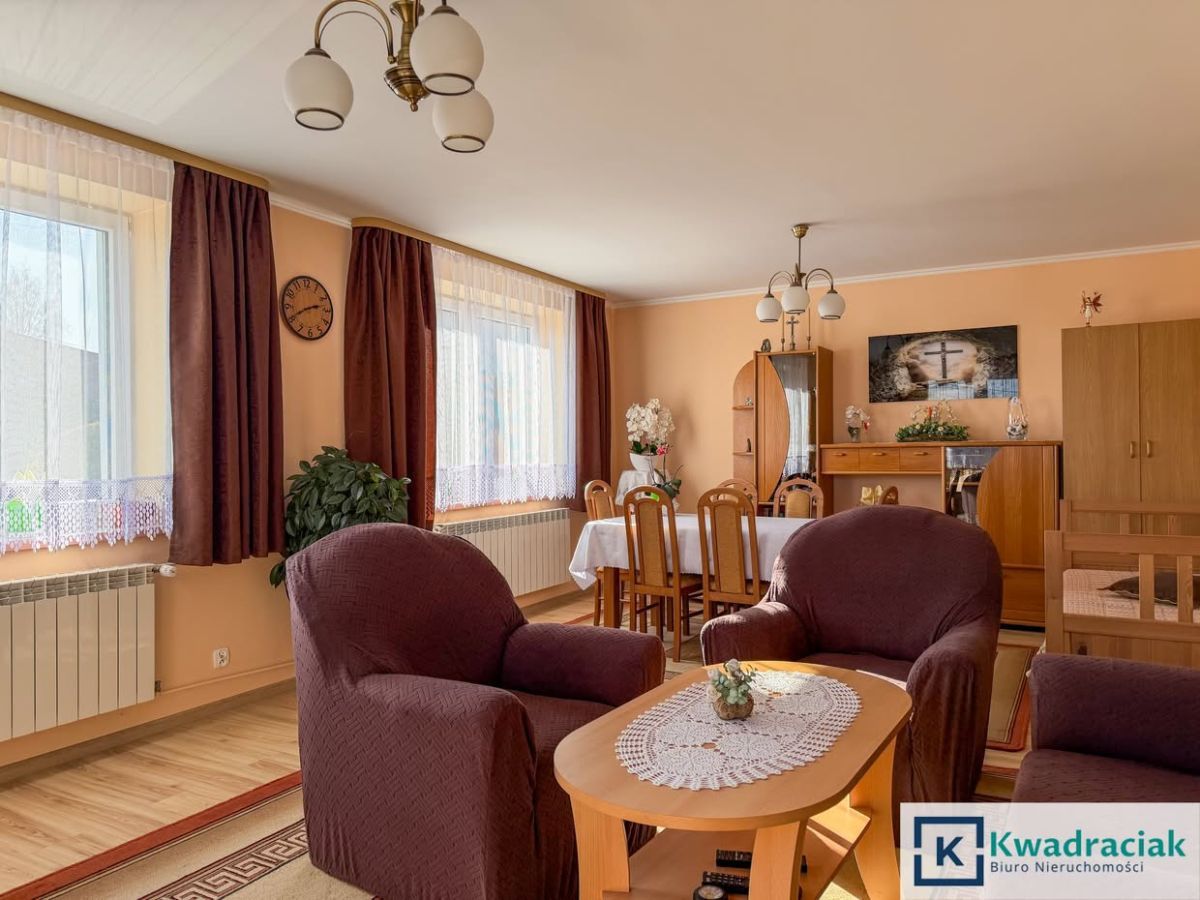 dom wolnostojący, 5 pokoi Jareniówka. Zdjęcie 3