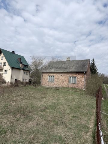 dom wolnostojący, 2 pokoje Lasek. Zdjęcie 2