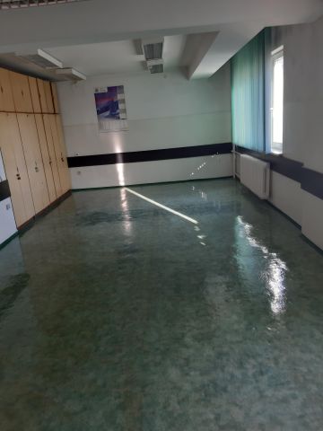 dom wolnostojący, 8 pokoi Nowy Sącz Zawadka, ul. Mikołaja Reja. Zdjęcie 4