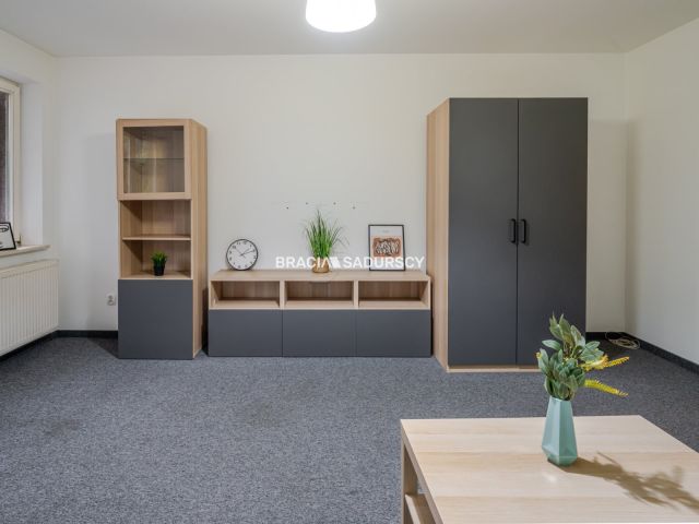 Mieszkanie 2-pokojowe Kraków Bronowice, ul. Eljasza Walerego Radzikowskiego. Zdjęcie 4