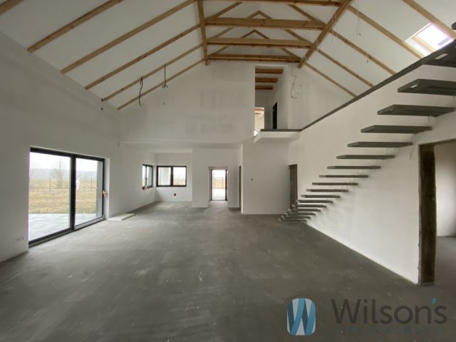 dom wolnostojący, 7 pokoi Osieck. Zdjęcie 2