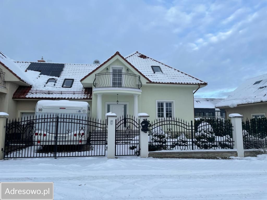 bliźniak, 5 pokoi Gdańsk Jasień, ul. Oliwkowa. Zdjęcie 1