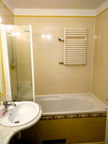 Mieszkanie 3-pokojowe Łęczna Centrum, ul. Obrońców Pokoju. Zdjęcie 6