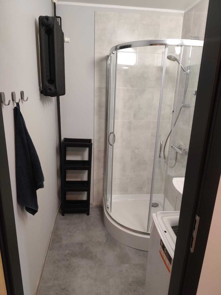 Mieszkanie 3-pokojowe Katowice os. Witosa, ul. Norberta Barlickiego. Zdjęcie 3