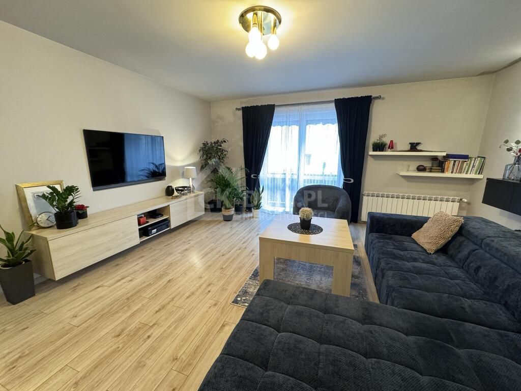 dom wolnostojący, 10 pokoi Kielce. Zdjęcie 5