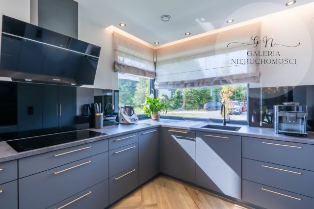 dom wolnostojący, 5 pokoi Zwierzewo. Zdjęcie 8