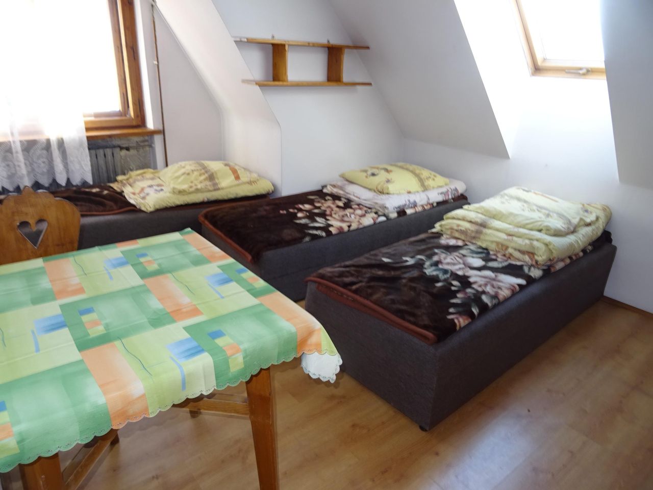 dom wolnostojący, 20 pokoi Poronin, ul. Za Torem. Zdjęcie 13