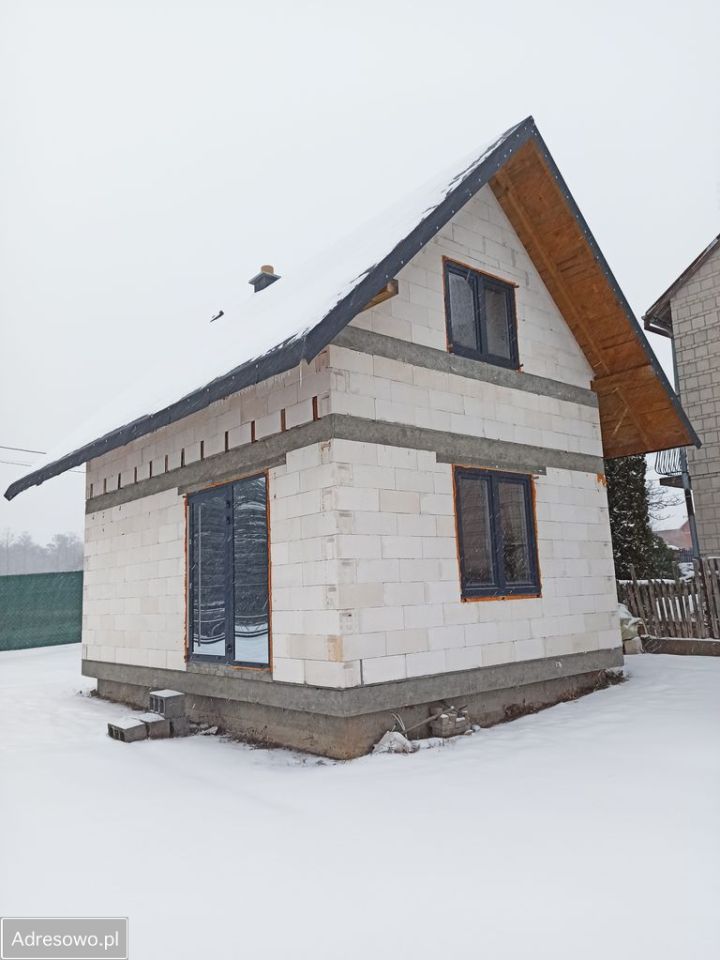 dom wolnostojący, 3 pokoje Oleksin. Zdjęcie 1