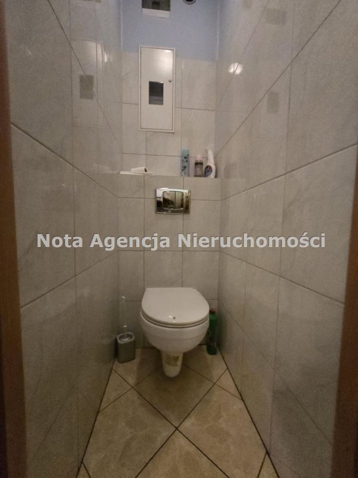 dom wolnostojący, 11 pokoi Głuszyca. Zdjęcie 17