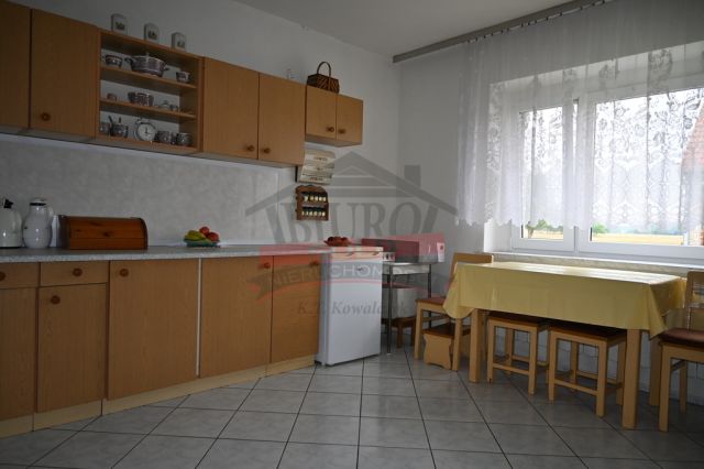dom wolnostojący, 7 pokoi Staniszcze Wielkie, ul. Sobieskiego. Zdjęcie 5