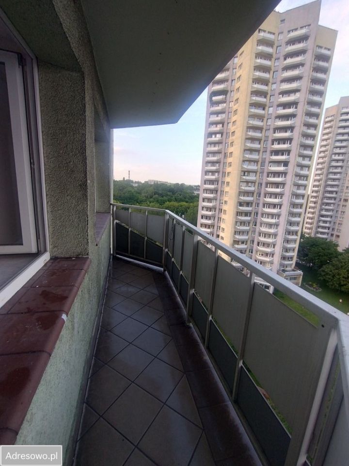 Mieszkanie 3-pokojowe Katowice Zawodzie, al. Walentego Roździeńskiego. Zdjęcie 2