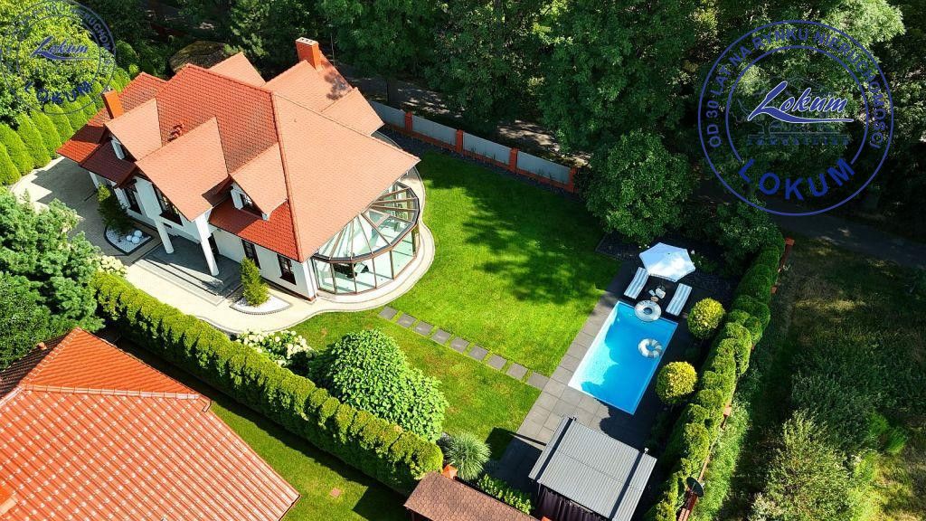 dom wolnostojący, 5 pokoi Leszno Centrum, ul. Kąkolewska. Zdjęcie 1
