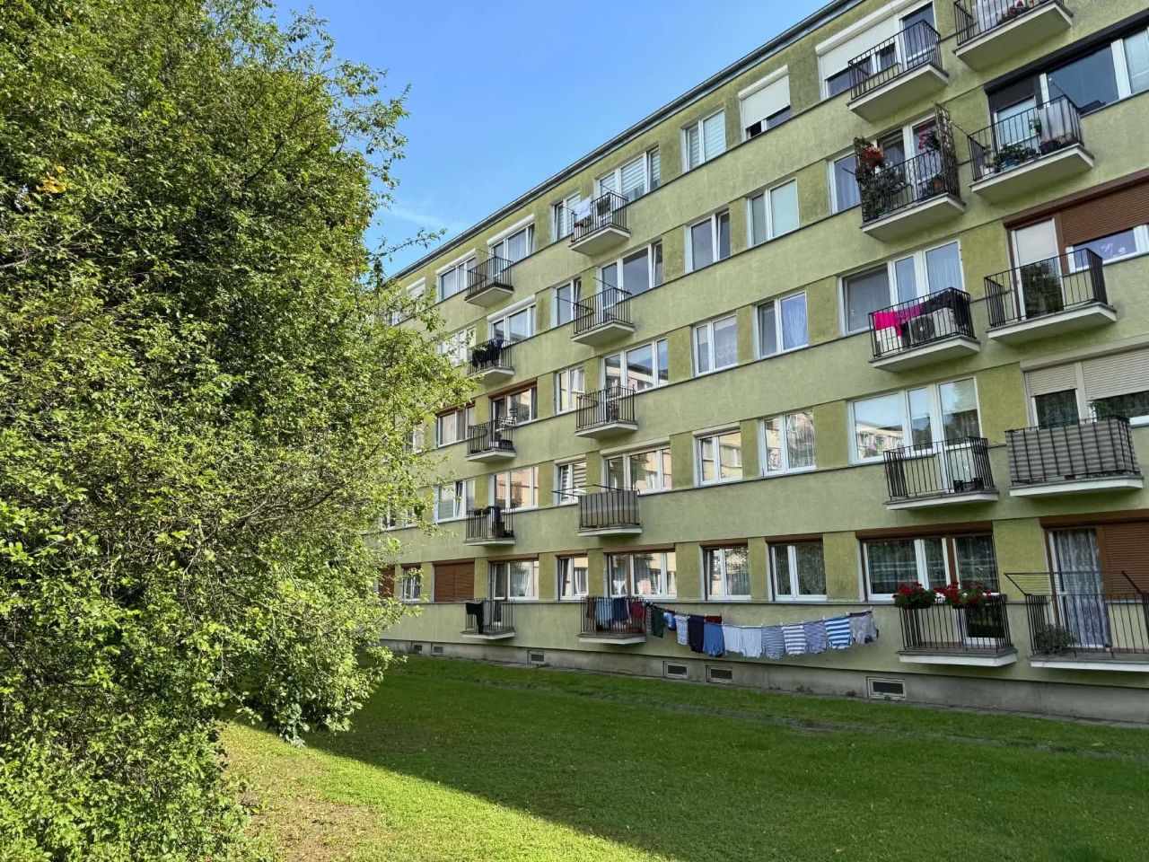 Mieszkanie 4-pokojowe Gniezno, os. Piastowskie. Zdjęcie 2