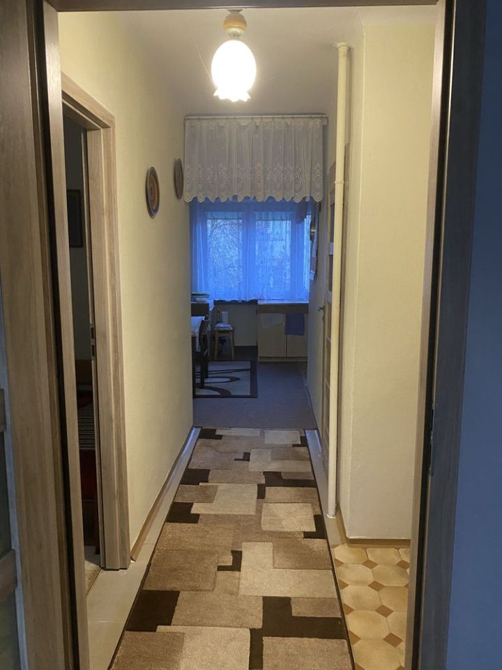 Mieszkanie 3-pokojowe Pustków-Osiedle. Zdjęcie 4