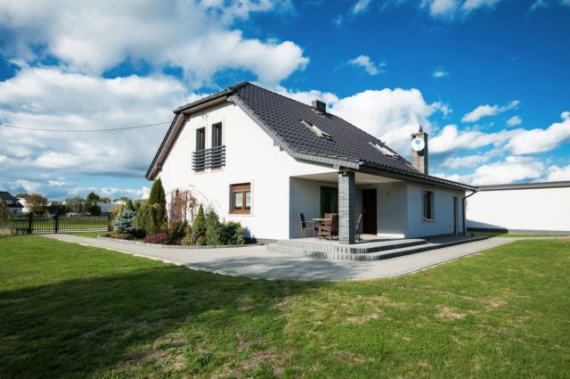 dom wolnostojący, 5 pokoi Ozimek, ul. Ludwika Waryńskiego. Zdjęcie 1