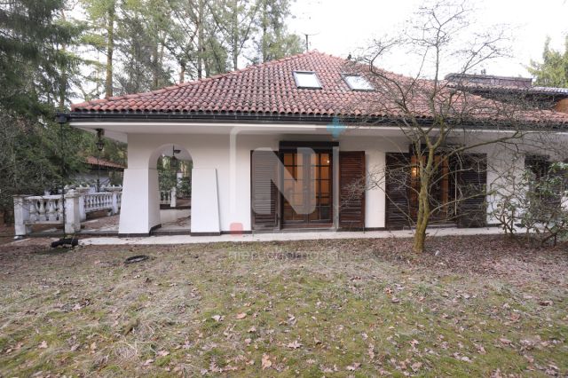 bliźniak, 5 pokoi Piaseczno Zalesie Dolne, ul. Anny Jagiellonki. Zdjęcie 14