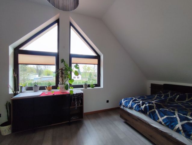 dom wolnostojący, 4 pokoje Kampinos. Zdjęcie 10