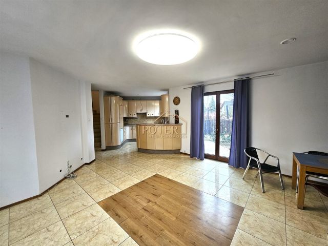 dom szeregowy, 5 pokoi Bielany Wrocławskie, ul. Czereśniowa. Zdjęcie 3