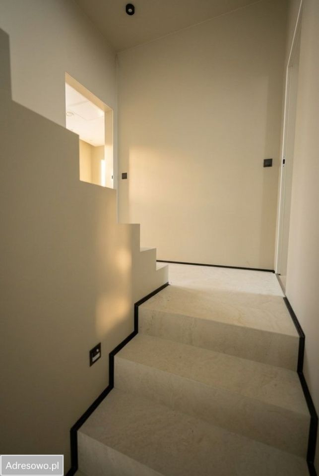 dom szeregowy, 4 pokoje Żernica. Zdjęcie 4