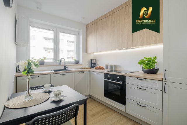 Mieszkanie 2-pokojowe Gdynia Śródmieście, ul. św. Wojciecha. Zdjęcie 2