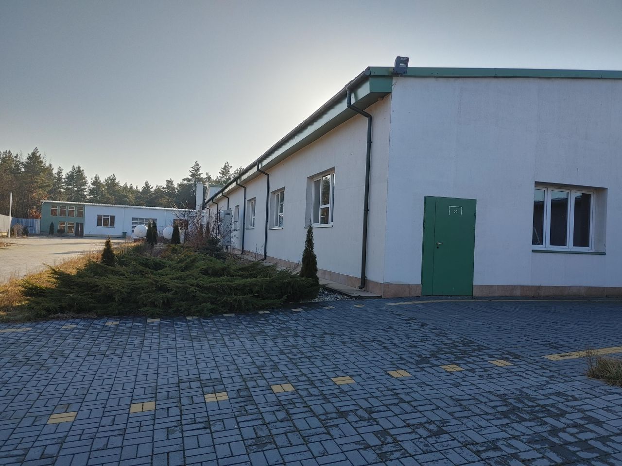 Hala/magazyn Mniszew