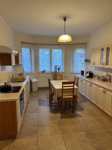 dom wolnostojący, 5 pokoi Otwock, ul. Stefana Żeromskiego. Zdjęcie 8