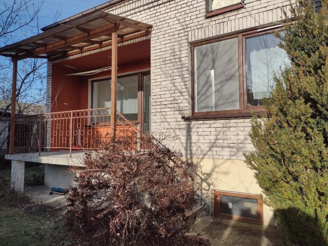 dom wolnostojący, 3 pokoje Pionki, ul. Partyzantów. Zdjęcie 1