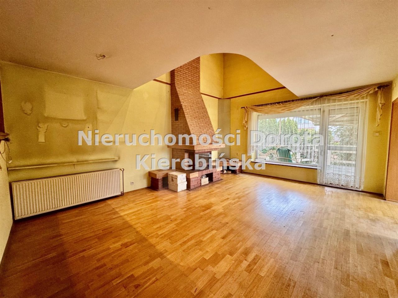 dom szeregowy, 8 pokoi Tomaszów Mazowiecki. Zdjęcie 1