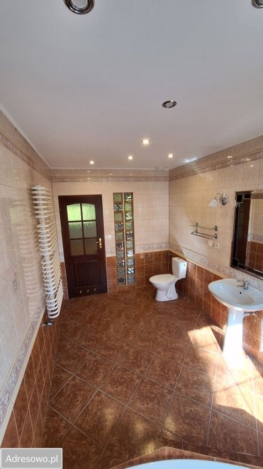 dom wolnostojący, 5 pokoi Zarajec. Zdjęcie 7