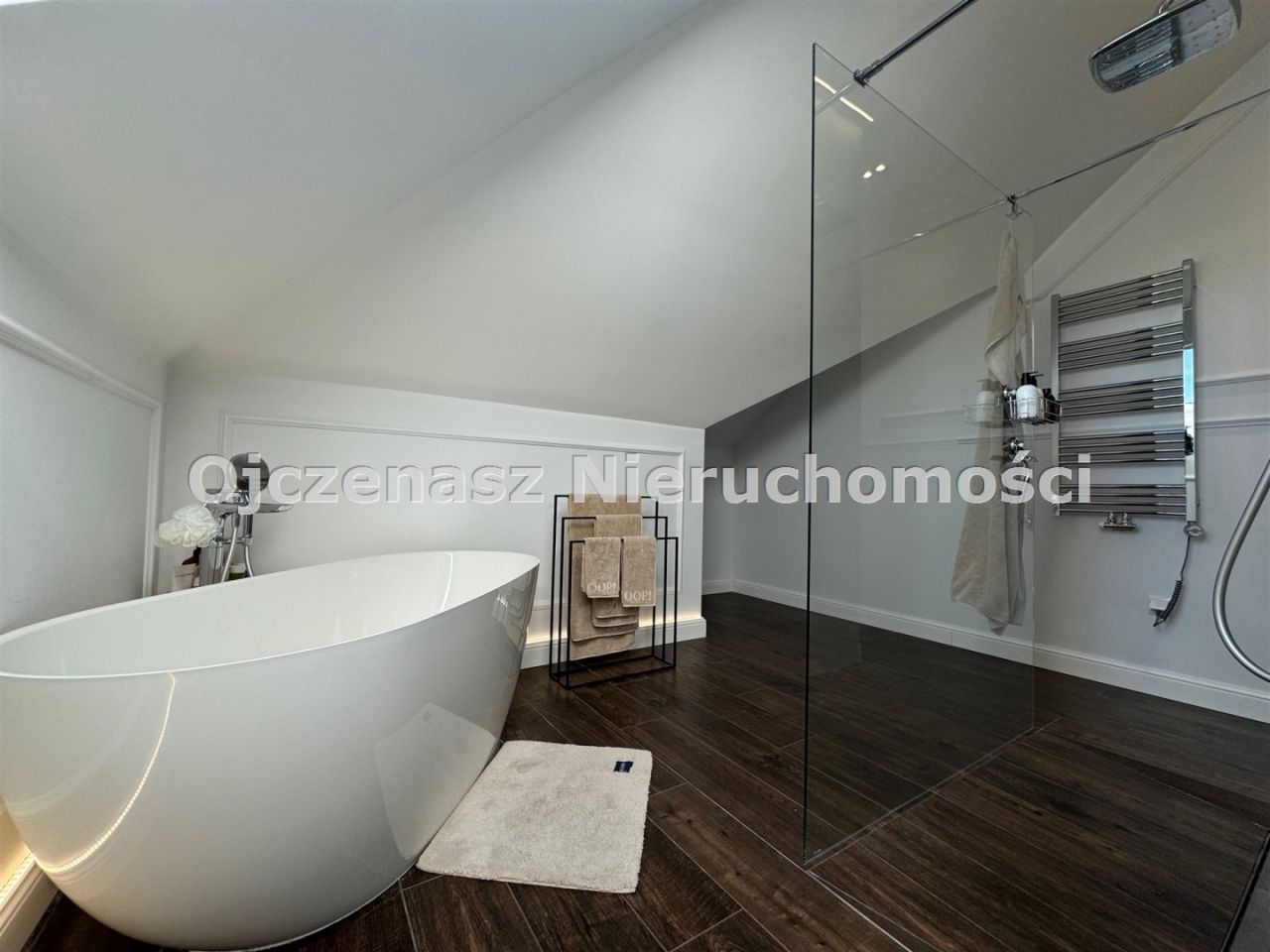 dom wolnostojący, 5 pokoi Niemcz. Zdjęcie 13