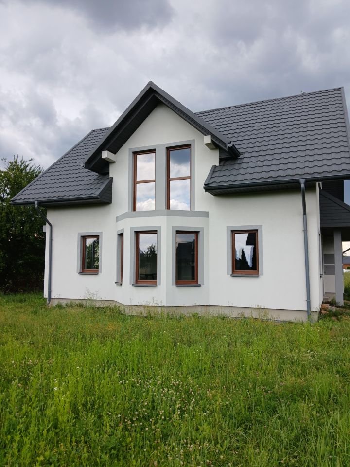 dom wolnostojący, 5 pokoi Koniaczów. Zdjęcie 8