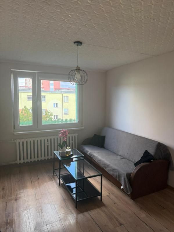 Mieszkanie 2-pokojowe Jelenia Góra Zabobrze, ul. Karola Szymanowskiego. Zdjęcie 3