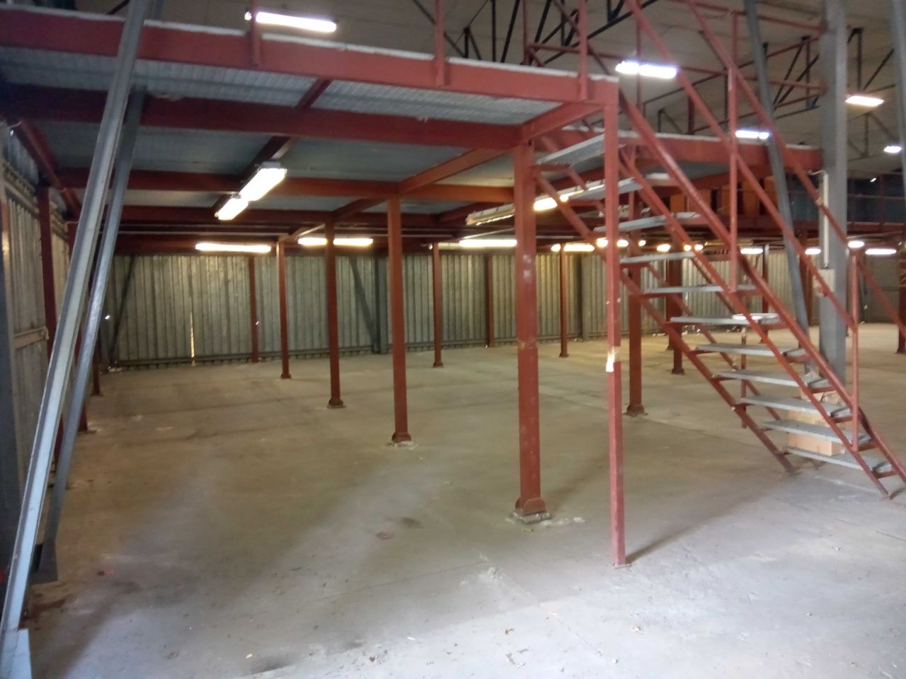 Nieruchomość komercyjna Skopanie. Zdjęcie 3