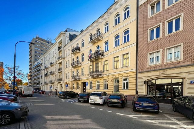 Mieszkanie 8-pokojowe Warszawa Śródmieście, ul. Wiejska. Zdjęcie 2