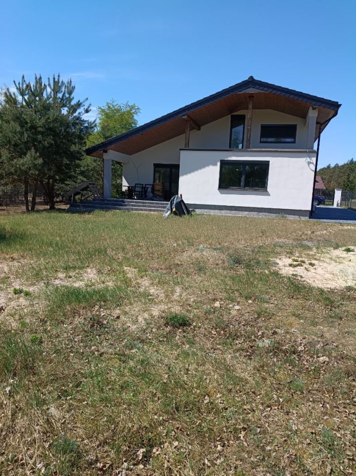dom wolnostojący, 4 pokoje Skrzynka. Zdjęcie 5