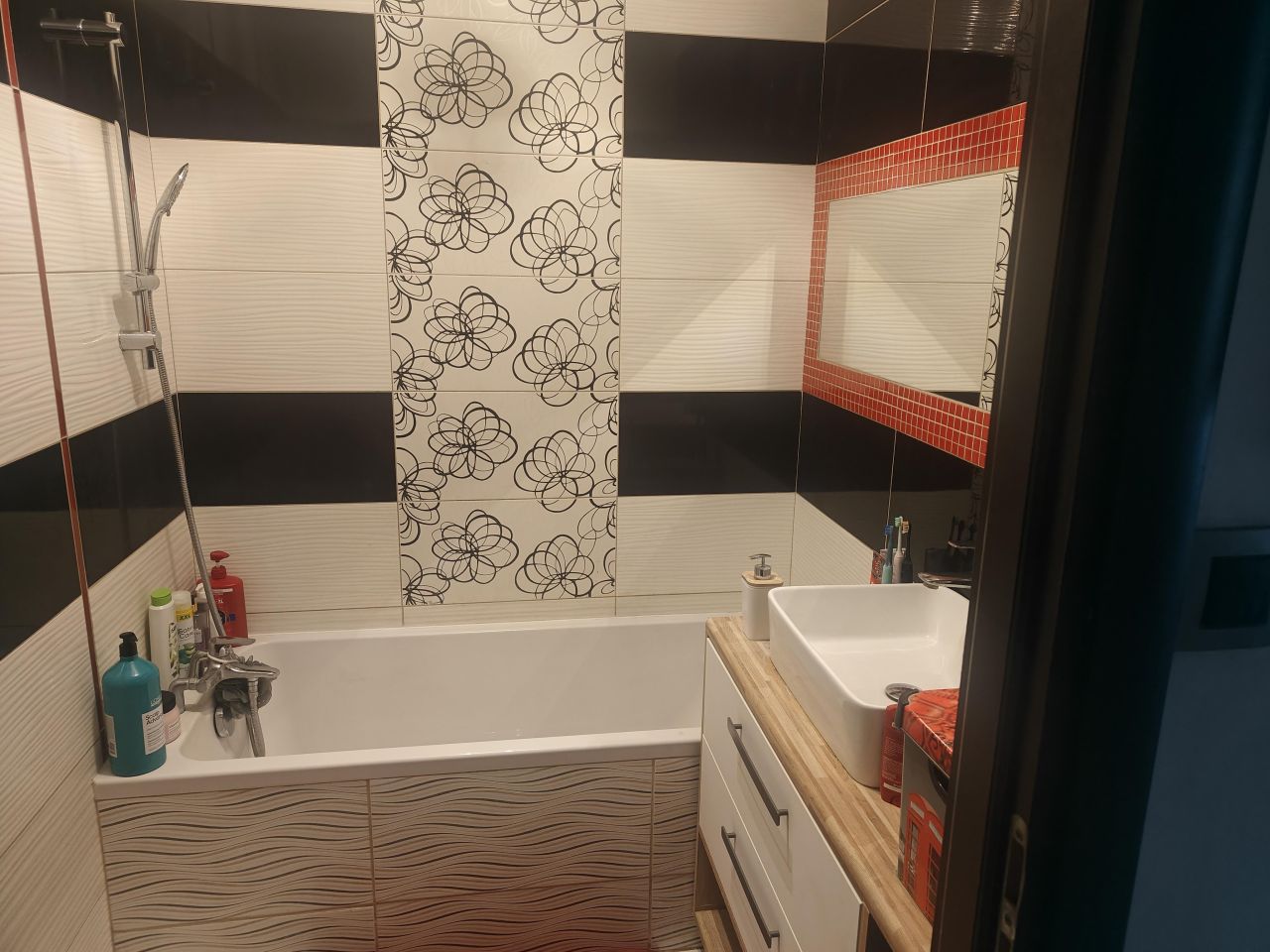 Mieszkanie 3-pokojowe Lubin Przylesie, ORLA. Zdjęcie 9