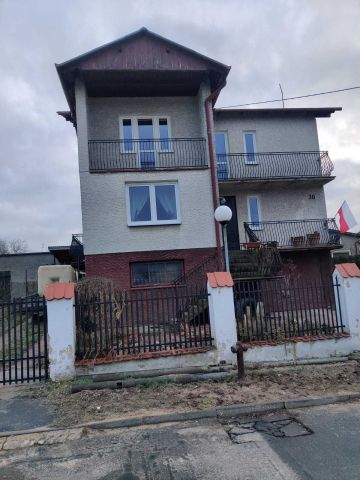 dom wolnostojący Brzeziny, ul. Racławicka. Zdjęcie 1