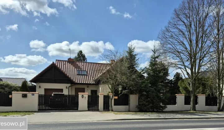 dom wolnostojący, 5 pokoi Komorniki