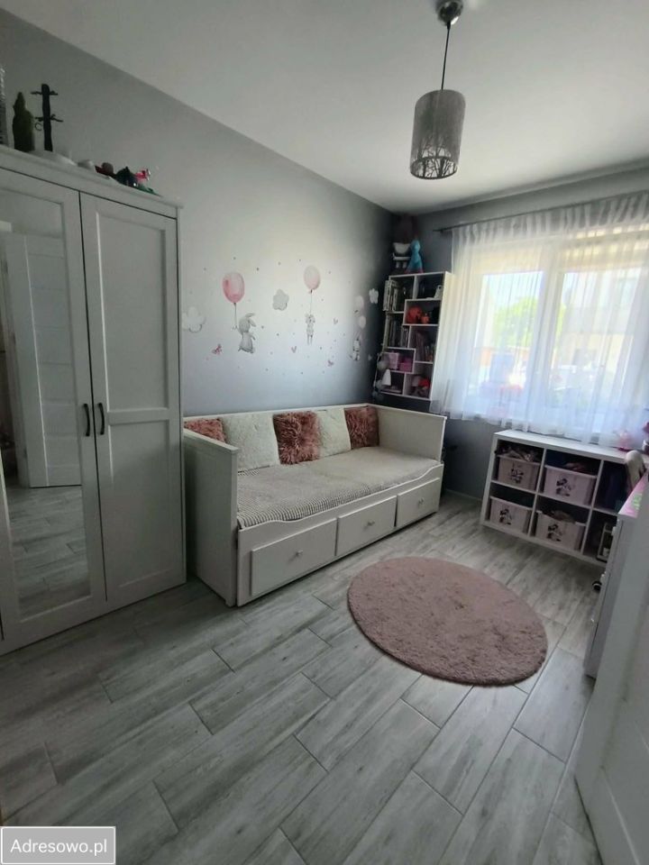 dom szeregowy, 2 pokoje Porosły, ul. Szumiących Traw. Zdjęcie 11