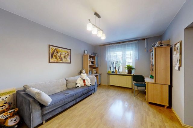 dom wolnostojący, 5 pokoi Zgierz, ul. Adolfa Dygasińskiego. Zdjęcie 12