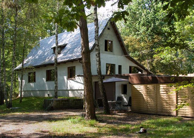 dom wolnostojący, 6 pokoi Złotokłos. Zdjęcie 1