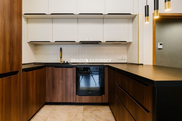 Mieszkanie 4-pokojowe Kraków Podgórze, ul. Stanisława Klimeckiego. Zdjęcie 11