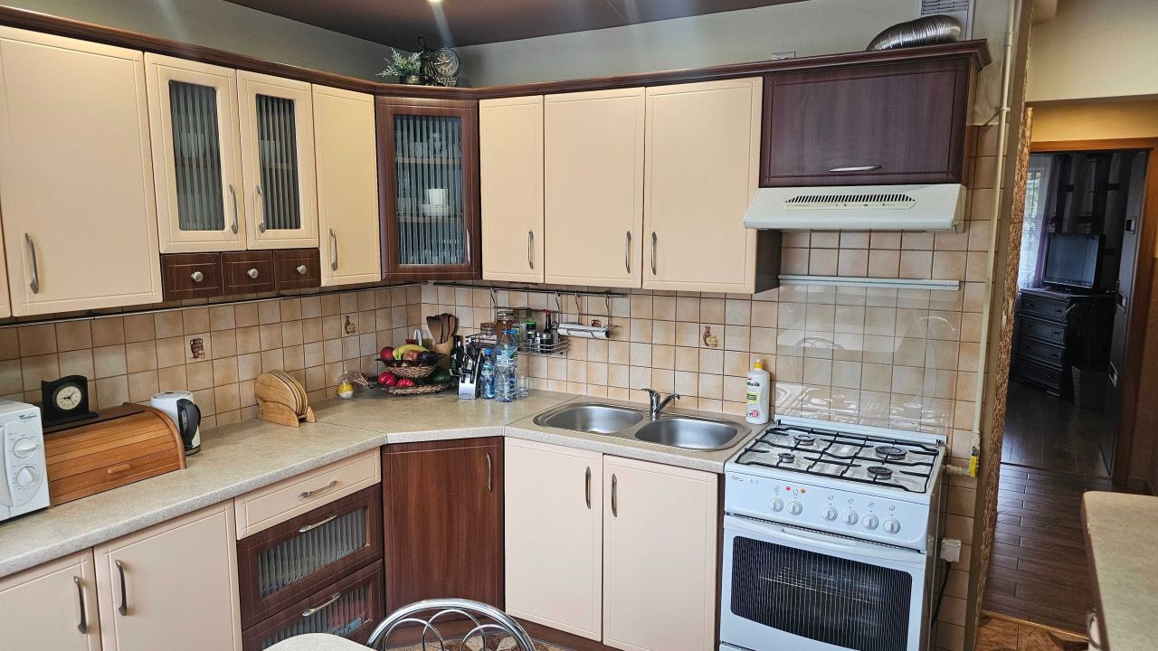 Mieszkanie 3-pokojowe Żabno. Zdjęcie 3