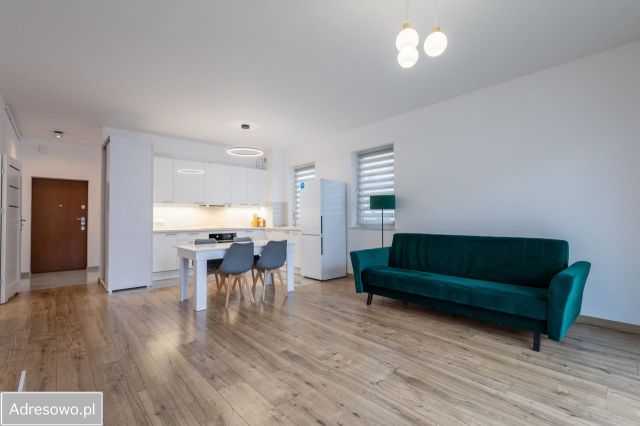 Mieszkanie 4-pokojowe Warszawa Wawer, ul. Tawułkowa. Zdjęcie 1