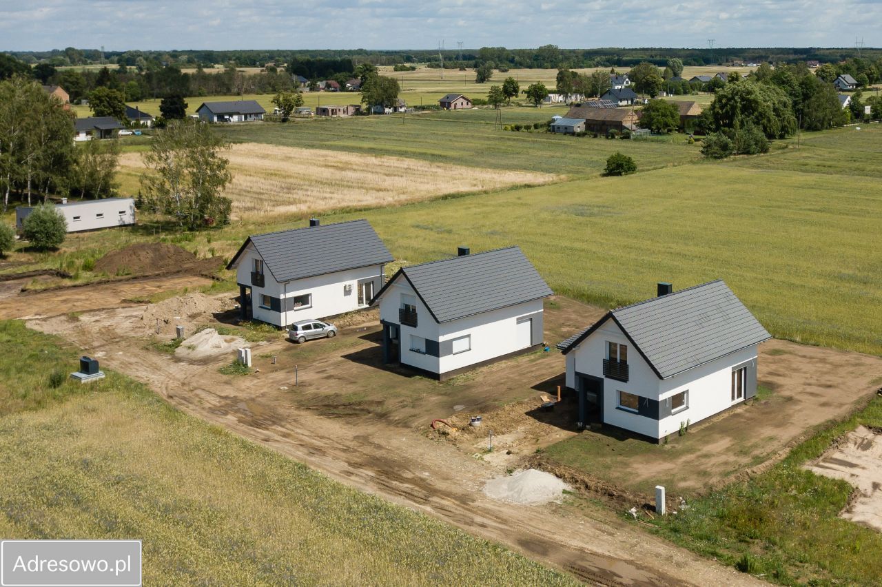 dom wolnostojący, 5 pokoi Osiedle Poznańskie. Zdjęcie 2