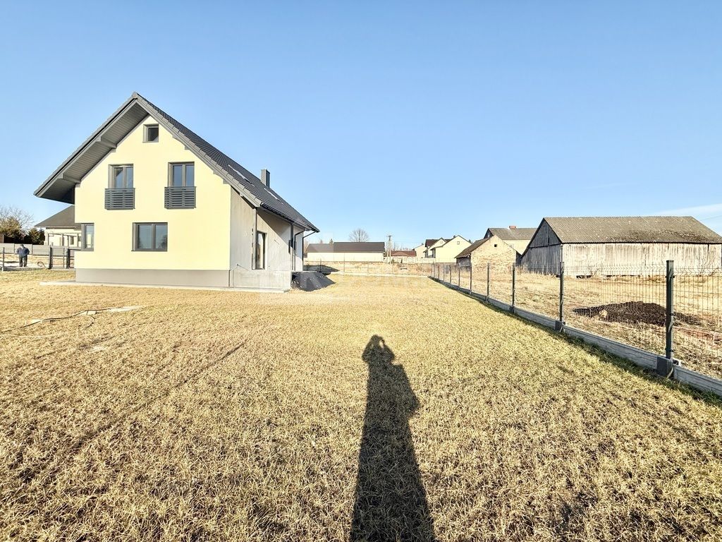 dom wolnostojący, 5 pokoi Bobrza. Zdjęcie 19